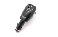 El cargador universal 5V 3.0A del coche del cortocircuito USB de la baja temperatura se dobla puerto de USB